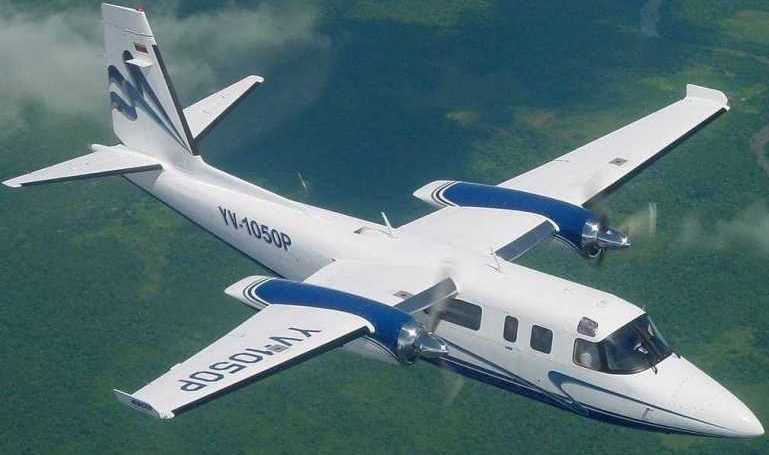 GULFSTREAM AEROSPACE 690 Jetprop Commander 840 GULFSTREAM AEROSPACE 690 Jetprop Commander 900 GULFSTREAM AMERICAN 690 Jetprop Commander 840 GULFSTREAM AMERICAN 690 Jetprop Commander 900 NORTH AMERICAN ROCKWELL 690 Turbo Commander 690 ROCKWELL 690 Jetprop Commander 840 ROCKWELL 690 Turbo Commander 690 AC90 aircraft photograph