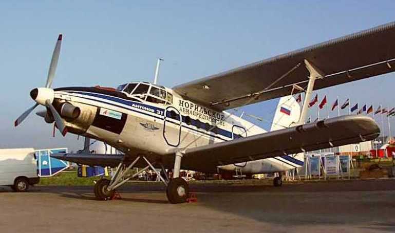 ANTONOV An-3 AN3 aircraft photograph