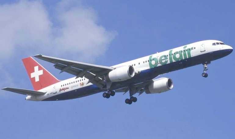 BOEING 757-200 BOEING C-32 B752 aircraft photograph