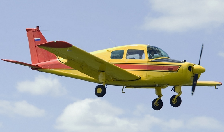 BEECH 19 Musketeer Sport BEECH 19 Sport BE19 aircraft photograph