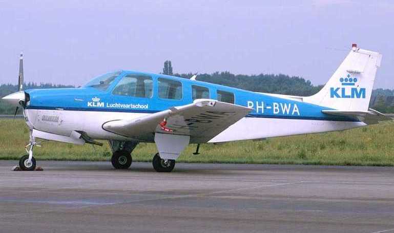 BEECH A36 Bonanza 36 BEECH A36AT Bonanza 36 BEECH 36 Bonanza 36 BEECHCRAFT G36 Bonanza COLEMILL Starfire Bonanza 36 HAWKER BEECHCRAFT G36 Bonanza RAYTHEON A36 Bonanza 36 RAYTHEON A36 Chofit RAYTHEON G36 Bonanza BE36 aircraft photograph