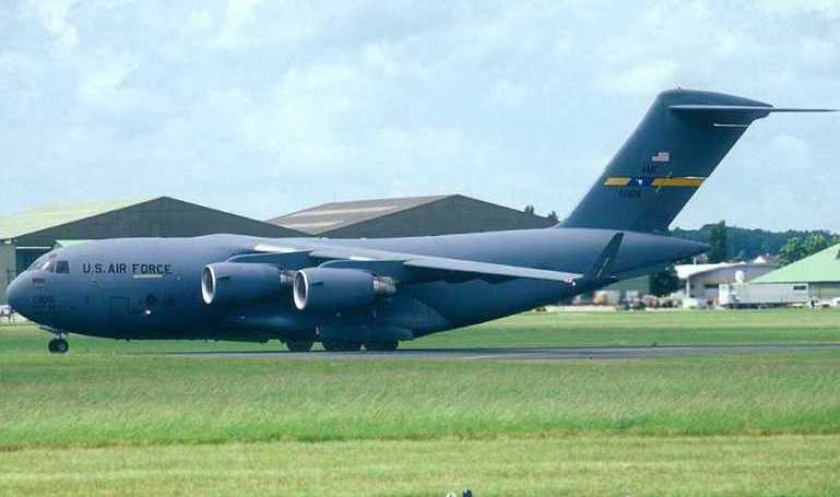 BOEING C-17 Globemaster 3 BOEING CC-177 Globemaster 3 MCDONNELL DOUGLAS C-17 Globemaster 3 C17 aircraft photograph
