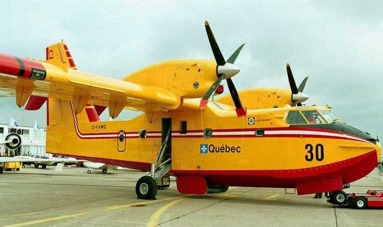 CANADAIR CL-215T CANADAIR CL-415 CANADAIR CL-415 SuperScooper CL2T aircraft photograph