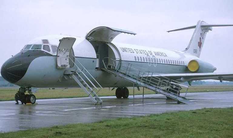 DOUGLAS DC-9-30 MCDONNELL DOUGLAS C-9 Nightingale MCDONNELL DOUGLAS C-9 Skytrain 2 MCDONNELL DOUGLAS DC-9-30 MCDONNELL DOUGLAS VC-9 DC93 aircraft photograph