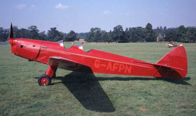 DE HAVILLAND DH-94 Moth Minor DH94 aircraft photograph