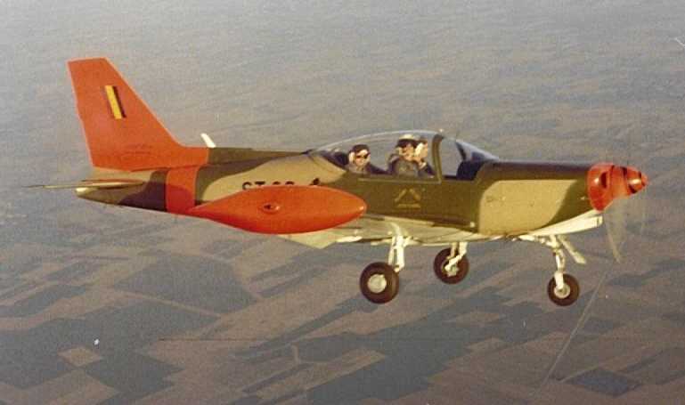 AERMACCHI SF-260T ALENIA AERMACCHI SF-260T ARDC Layang PADC SF-260T SIAI-MARCHETTI SF-260T F26T aircraft photograph