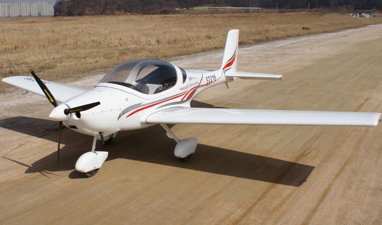 FLYING MACHINES FM-250 Vampire FM25 aircraft photograph