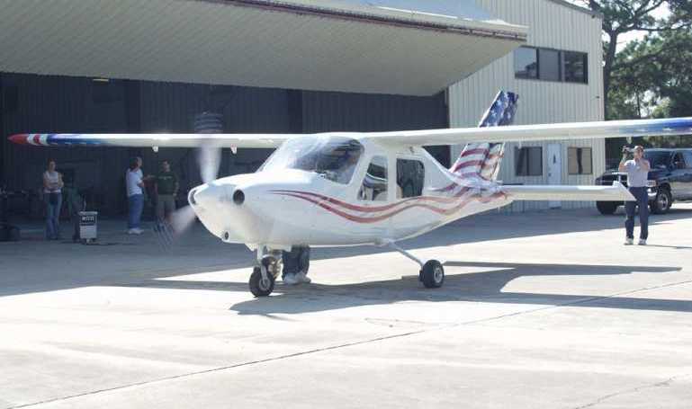 FOUR WINDS FX-210 FW21 aircraft photograph