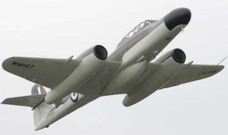 ARMSTRONG WHITWORTH Meteor GLOSTER Meteor METR aircraft photograph
