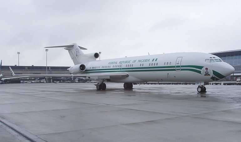 BOEING 727-100RE Super 27 R721 aircraft photograph