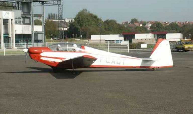 SCHEIBE SF-28 Tandem Falke SF28 aircraft photograph