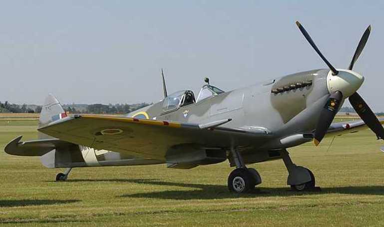 LOEHLE Spitfire Elite SPEL aircraft photograph