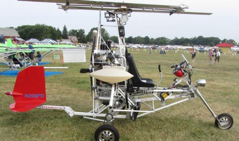 BUTTERFLY Super Sky Cycle SSC aircraft photograph