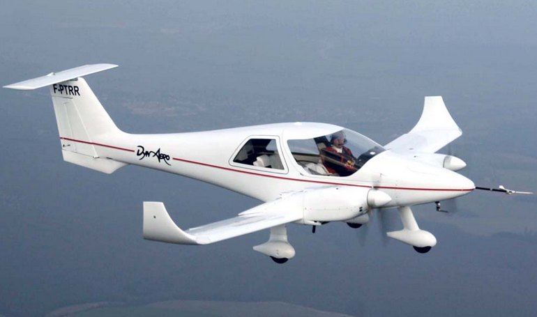 DYN'AERO Twin-R TWIR aircraft photograph