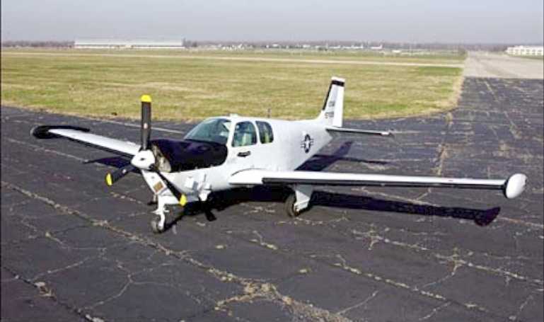 BEECH 1074 BEECH 1079 BEECH QU-22 U22 aircraft photograph